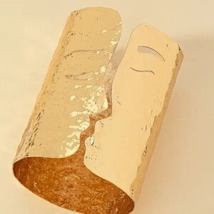 Face gold color cuff Bracelet